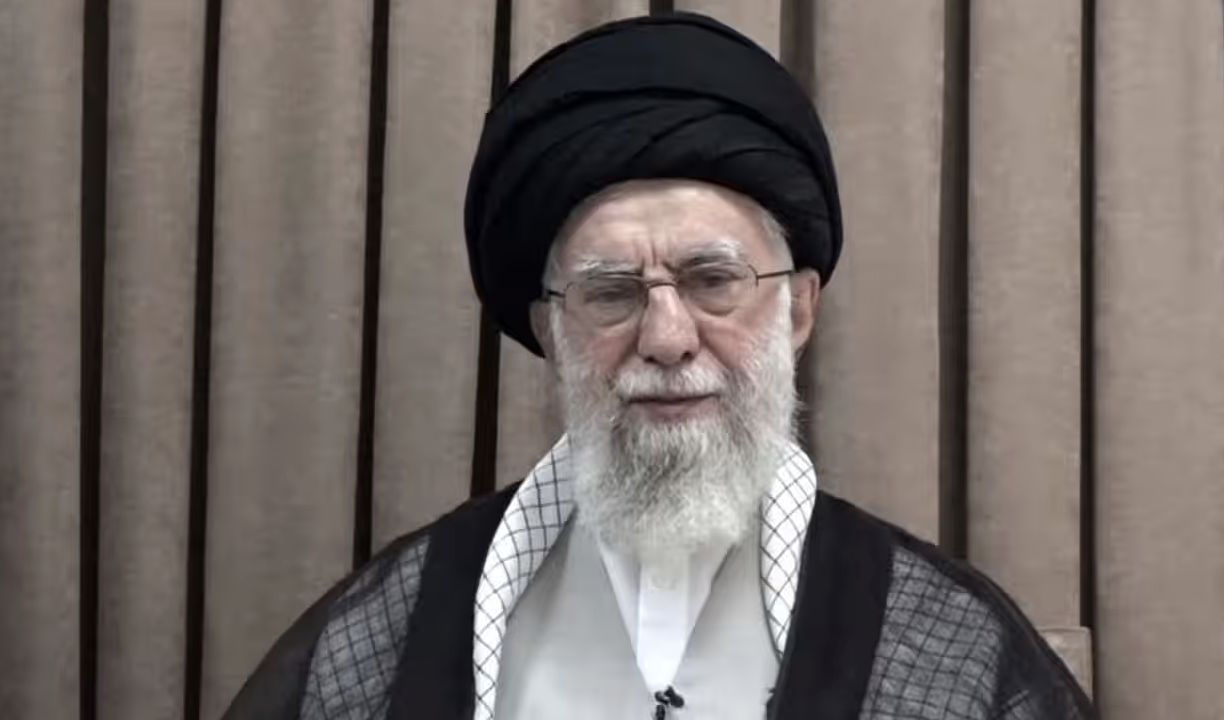 L’Ayatollah Khamenei respinge le richieste Usa di 'capitolazione'