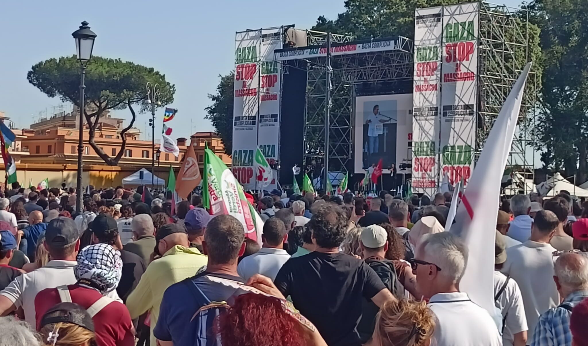 Gaza: a San Giovanni una bella piazza per la pace in Palestina