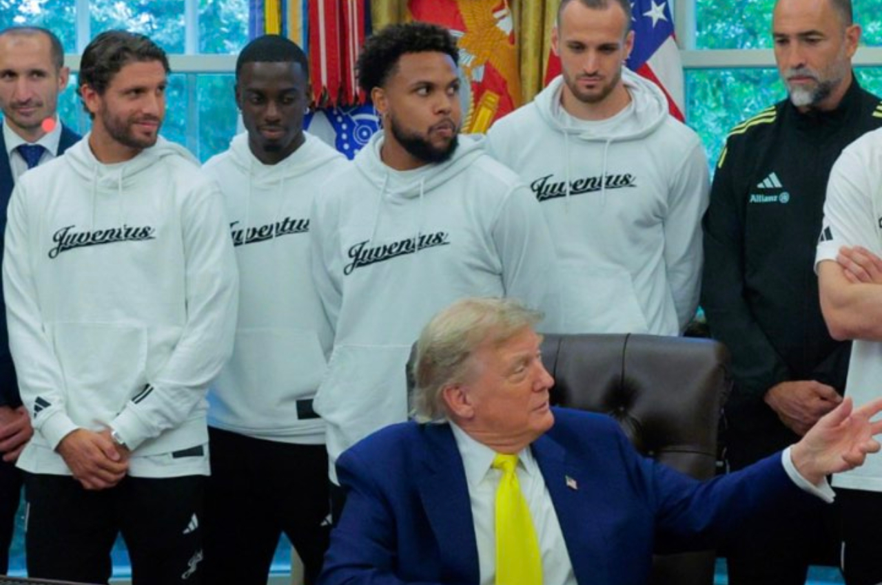 Trump riceve la Juventus e fa battute idiote sulle atlete transgender