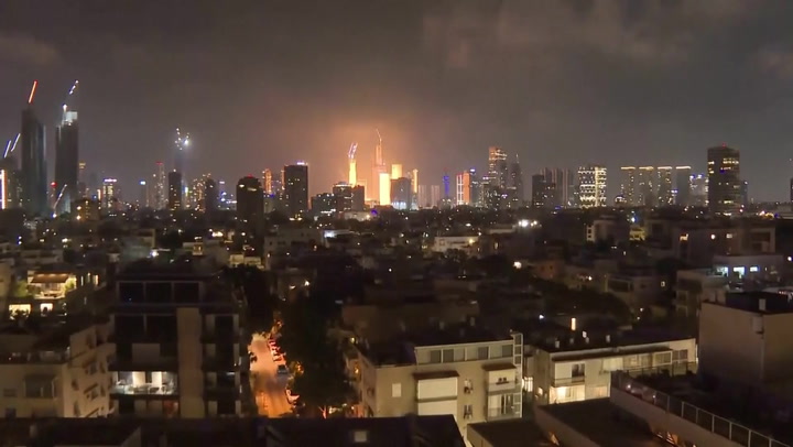 L'Iran promette nuove ritorsioni contro Israele: "Il conflitto si estenderà alle basi americane"