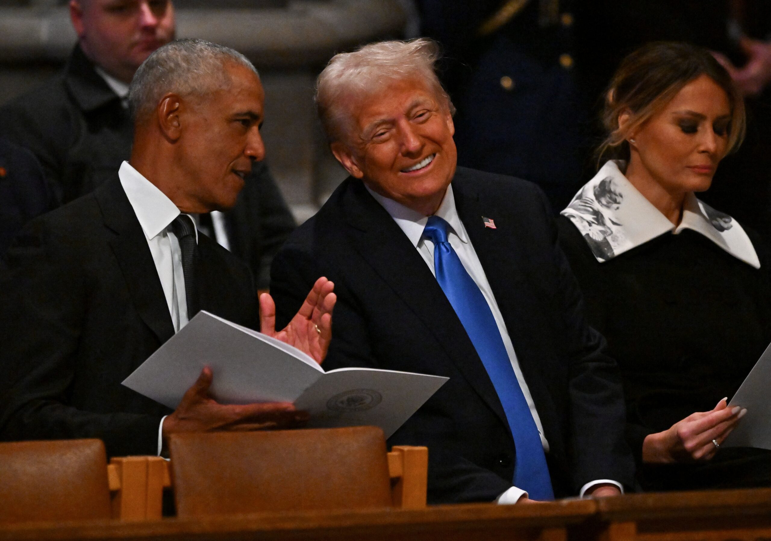 Trump accusa Obama di “tradimento” senza prove: è scontro sulle interferenze russe