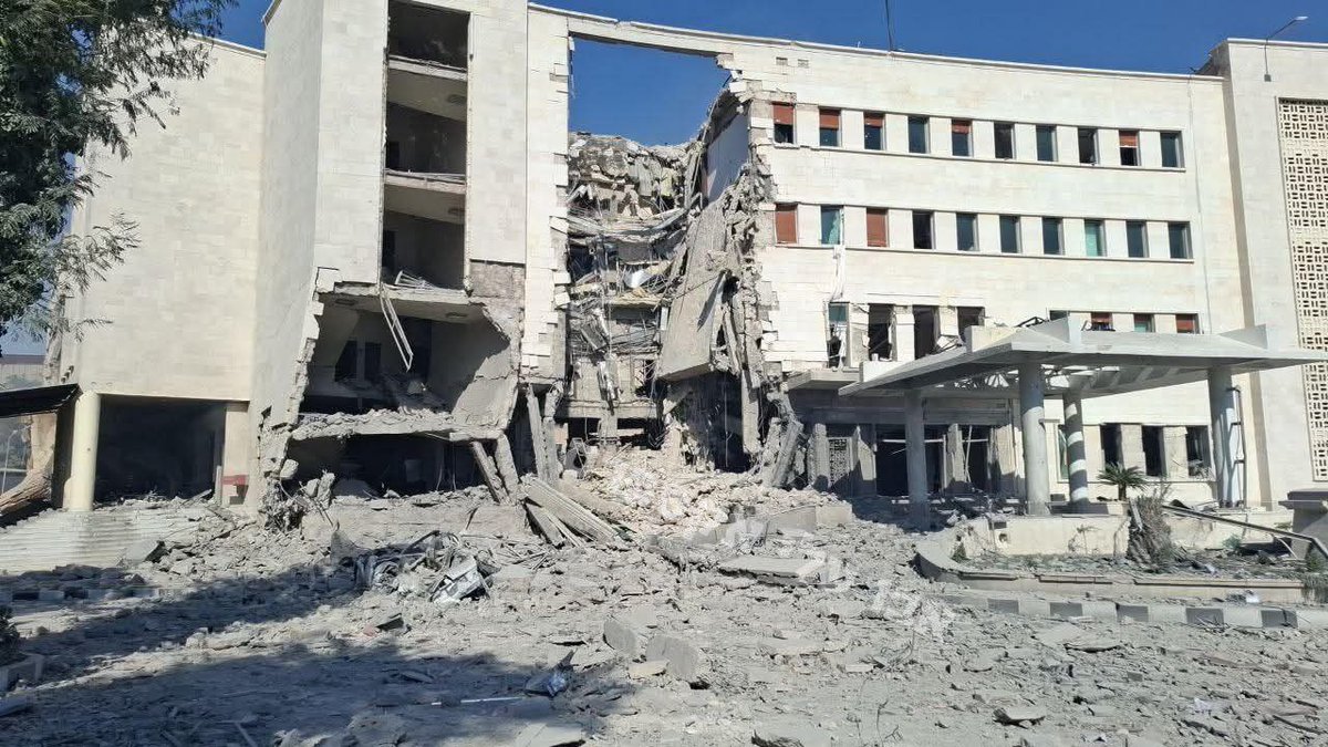 Israele bombarda Damasco e promette altri 'colpi dolorosi' contro la Siria