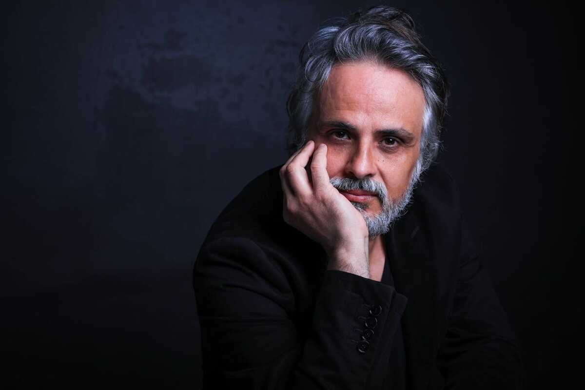 Maximilian Nisi: Il teatro deve servire alla vita, non alla vanità