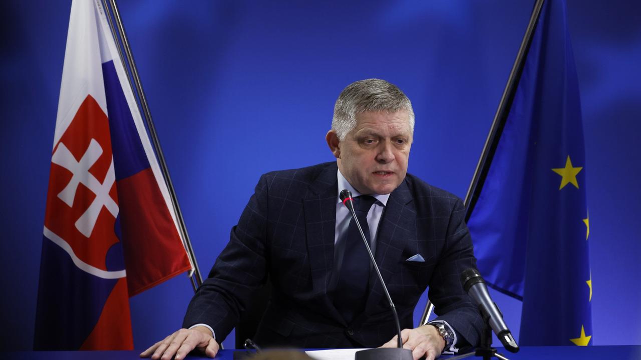 La Slovacchia di Fico blocca l’adozione del nuovo pacchetto di sanzioni Ue contro la Russia