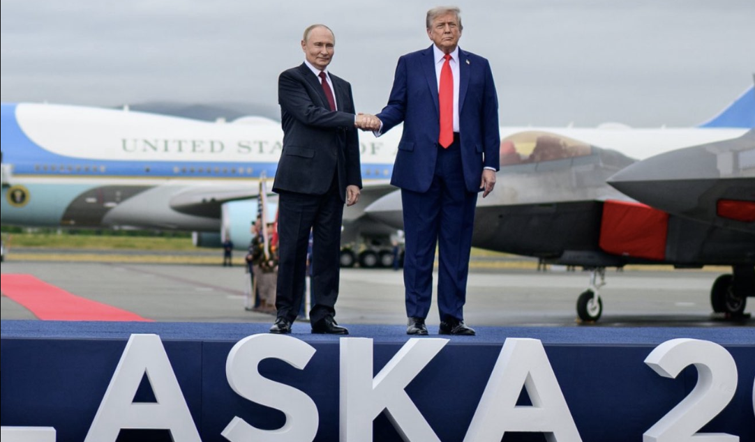 Trump lapidario sulla sorte di Kiev: "La Russia è una grande potenza e l'Ucraina no"