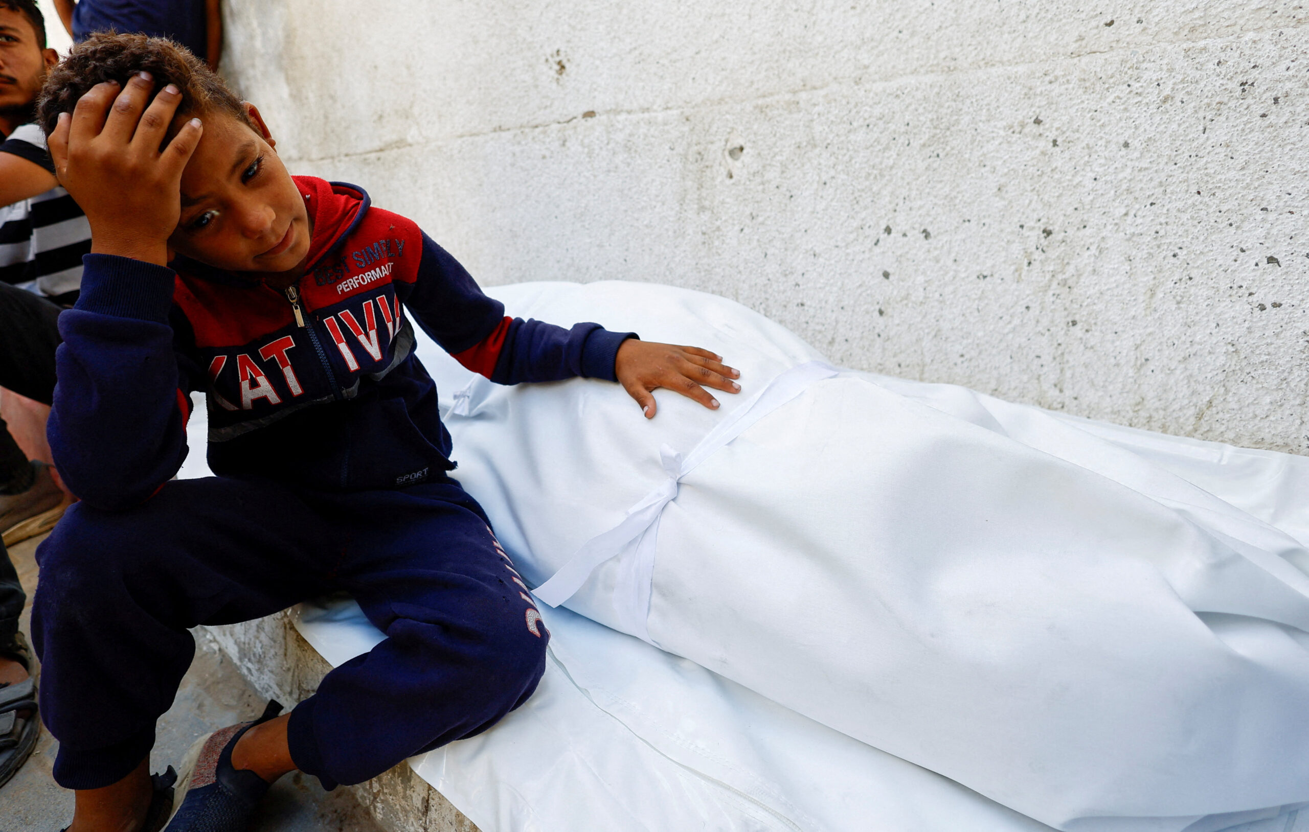 A Gaza il numero dei palestinesi uccisi dagli israeliani arriva a 65.344 (ma il numero reale è ben superiore)