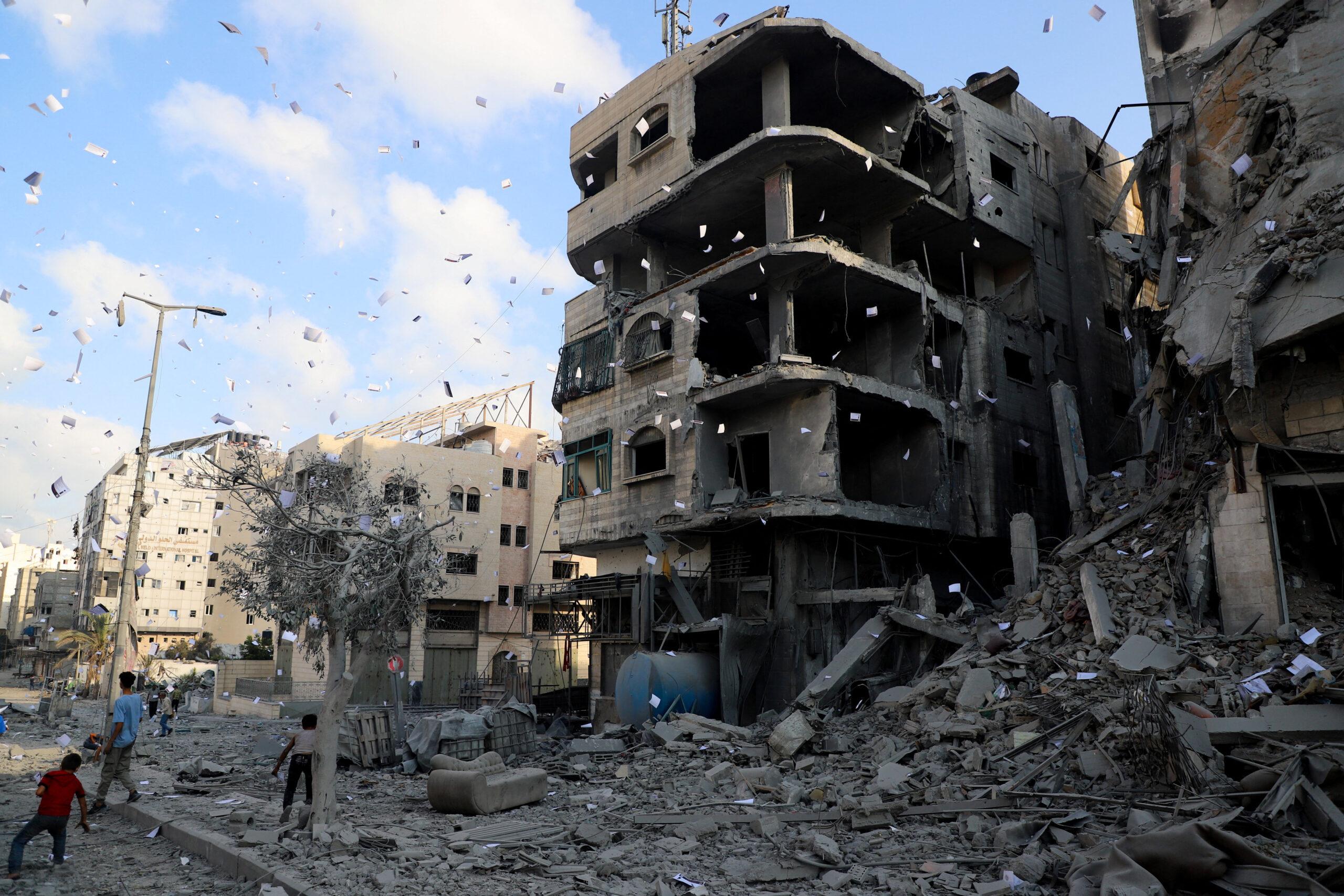 Israele intensifica la strage a Gaza: nuove operazioni a Gaza City