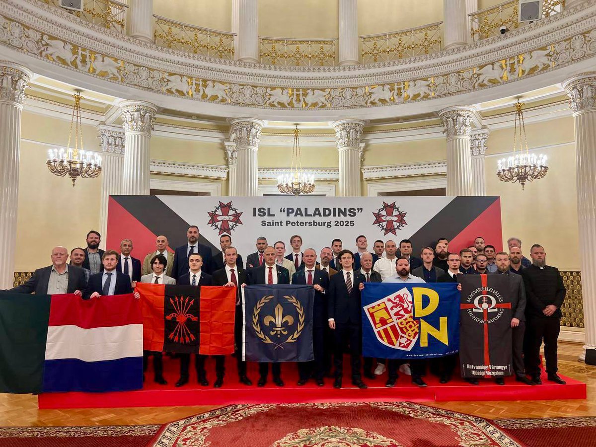 In Russia l'internazionale nera dei paladini anti-globalisti commemora Kirk con il placet del Cremlino