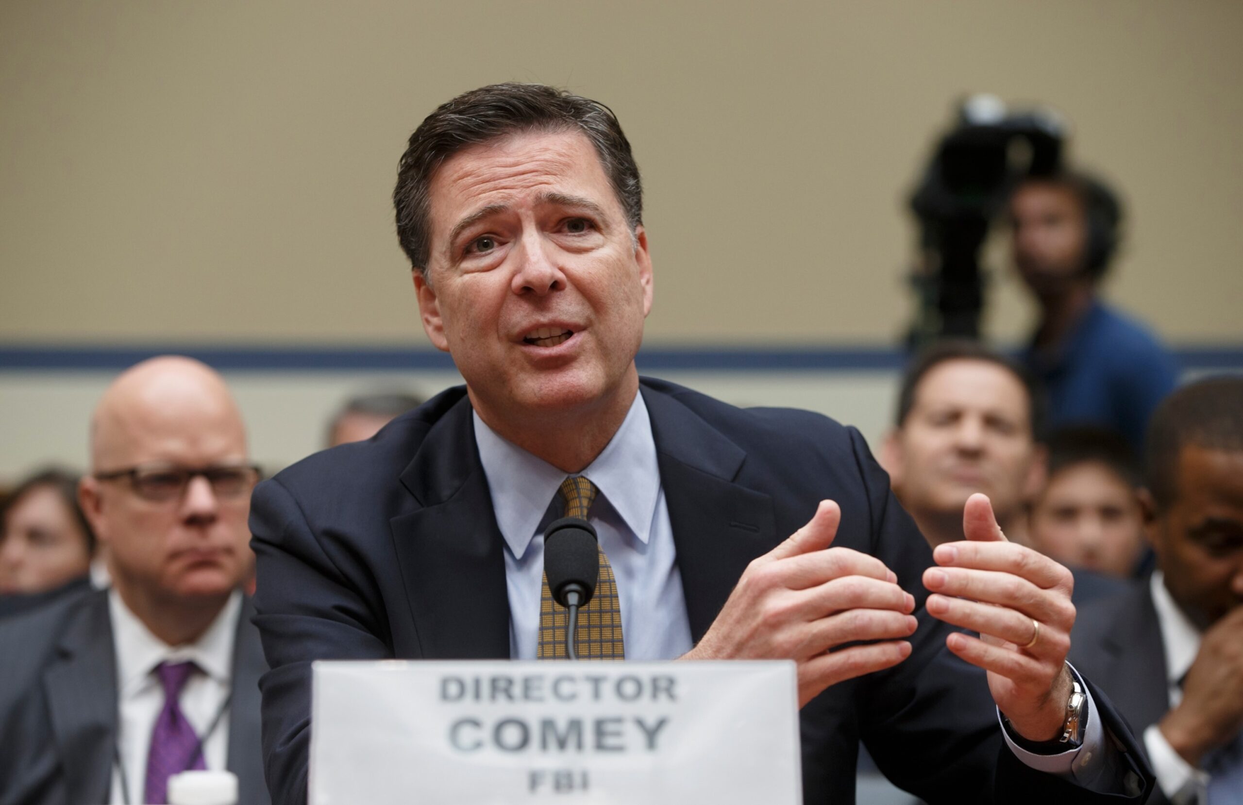 Trump fa incriminare l'ex capo dell'Fbi Comey: uso politico della giustizia come vendetta personale