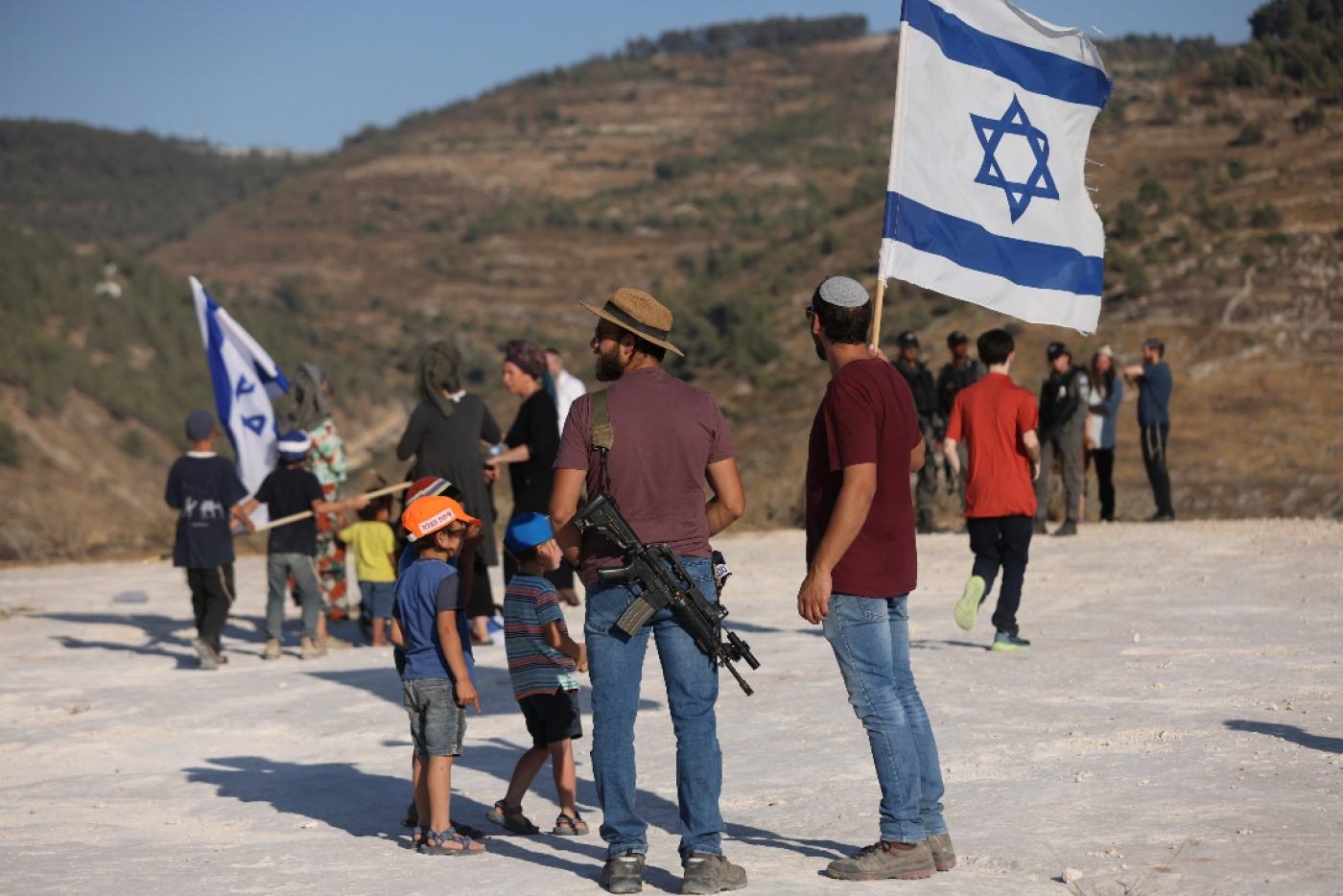 Linciaggi, incendi dolosi, massacri di bestiame: in Cisgiordania il terrorismo di stato di Israele