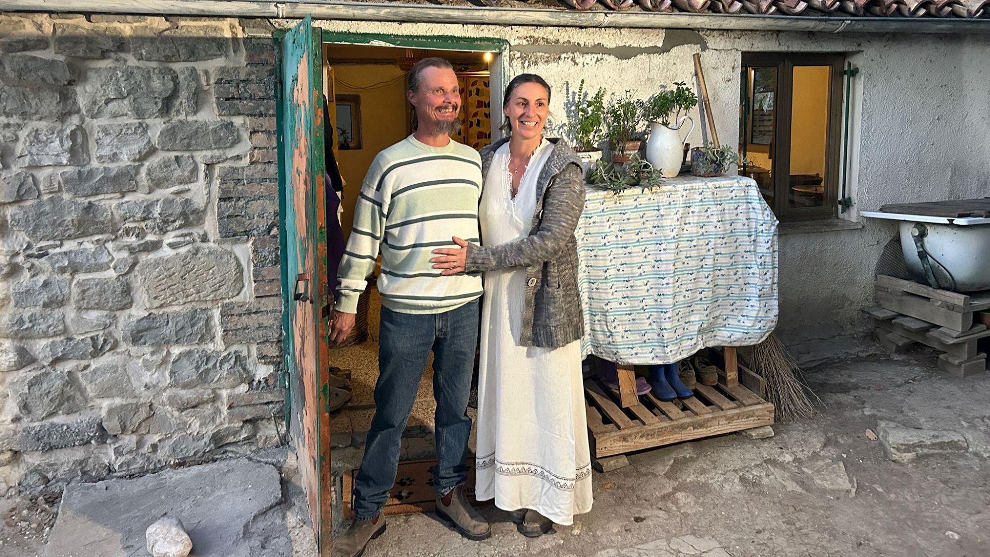 La destra strumentalizza la storia della famiglia nel bosco per delegittimare i magistrati e piegare il referendum