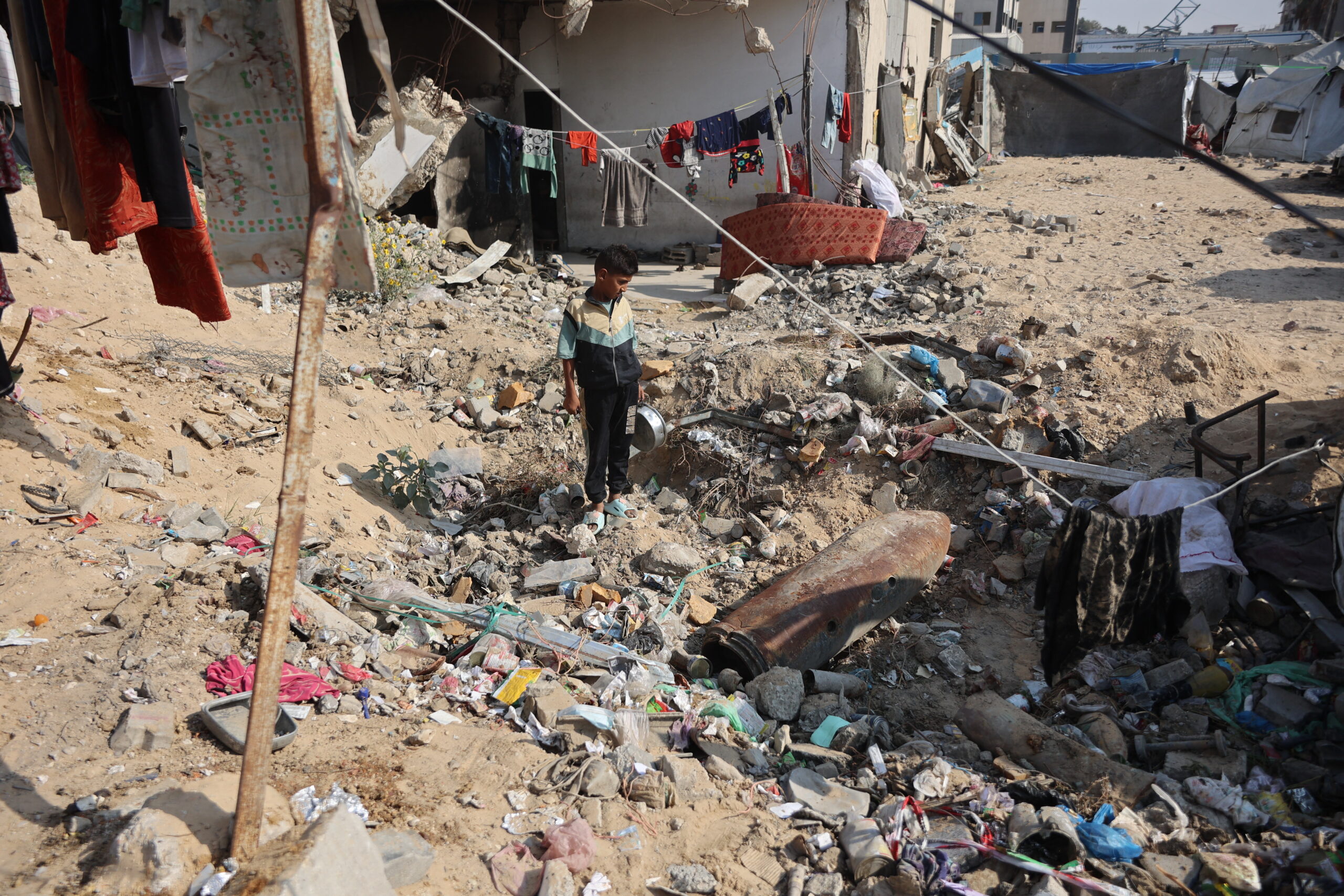 I pogrom in Cisgiordania e i morti a Gaza non esistono più: c'è la (falsa) "pace" di Trump e tutti chiudono gli occhi