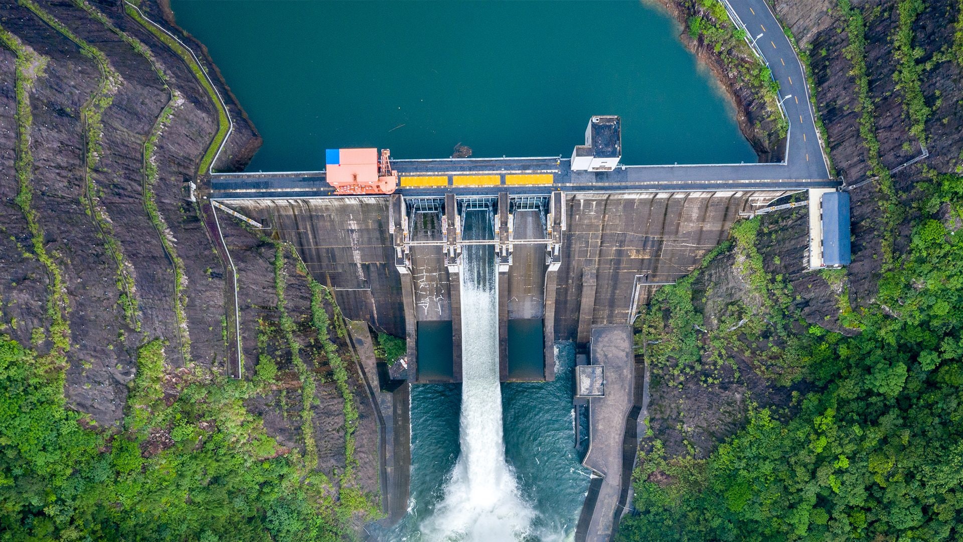Centrali idroelettriche: quante sono, dove si trovano e perché sono fondamentali per l’Italia?  