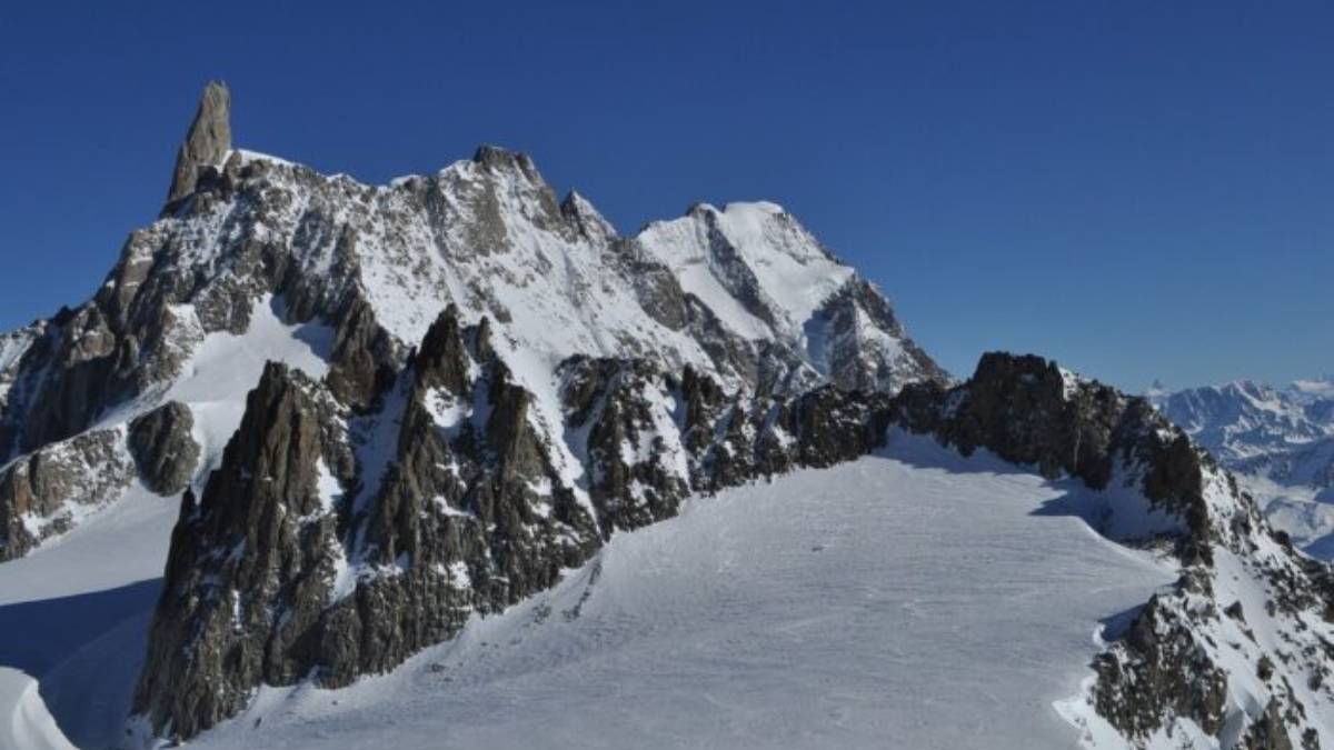 Il riscaldamento globale sta abbassando la vetta del Monte Bianco