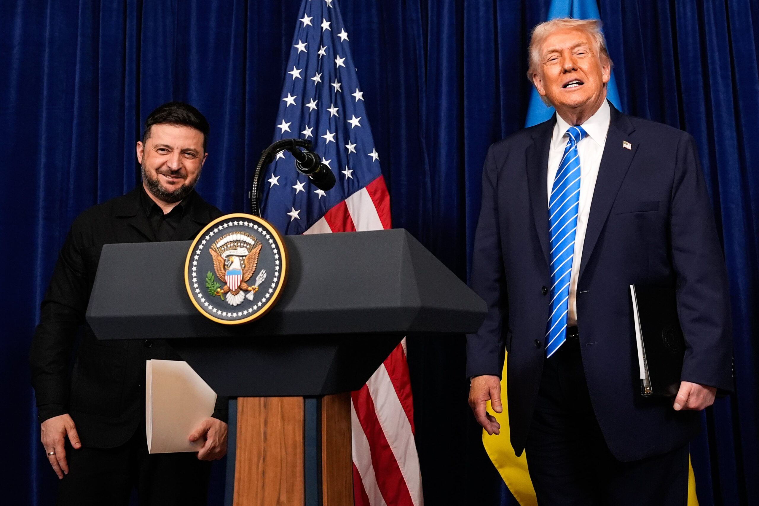 Zelensky: truppe straniere necessarie per la sicurezza dell’Ucraina, Mosca le considera obiettivi legittimi