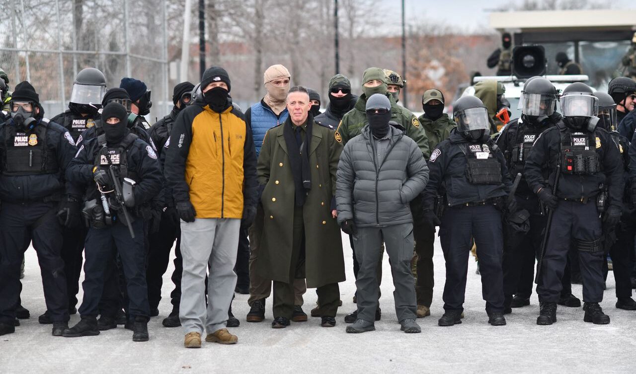 Bovino continua a giustificare l’omicidio di Alex Pretti: mente spudoratamente mentre la sua Ice semina terrore Bovino continua a giustificare l’omicidio di Alex Pretti: mente spudoratamente mentre la sua Ice semina terrore