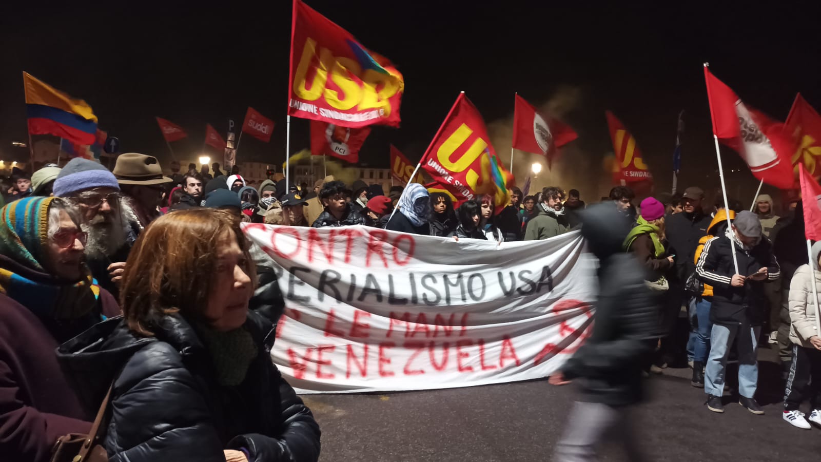 Pacifisti sotto accusa: protestare contro il blitz di Trump in Venezuela non si può Pacifisti sotto accusa: protestare contro il blitz di Trump in Venezuela non si può