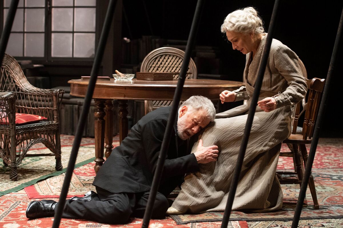 Gabriele Lavia - Lungo viaggio verso la notte - recensione di Alessia de Antoniis