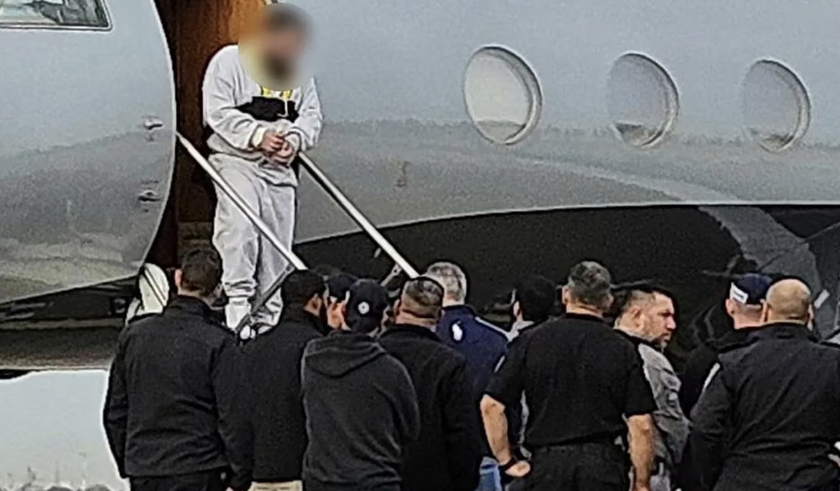 Gli Usa fanno scalo in un aeroporto irlandese per deportare palestinesi in Israele: cresce la protesta