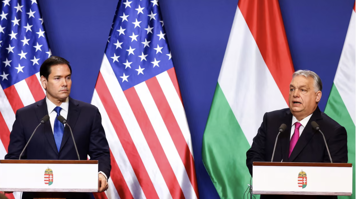 Trump, interferenze elettorali: appoggia la campagna di Orban e promette aiuti all'Ungheria,  ma solo se vincerà