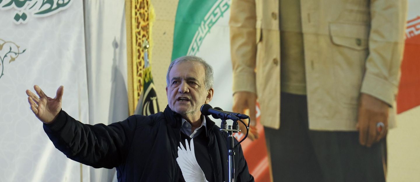 Pezeshkian si scusa con i paesi vicini attaccati dall'Iran e replica alla richiesta di Trump di 'resa incondizionata'