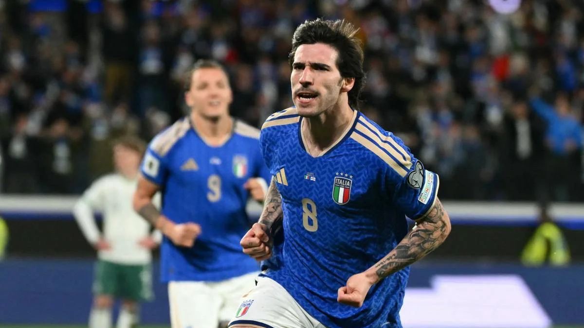 Per gli Azzurri buona la prima con il 2-0 all’Irlanda Del Nord. Martedì la finale contro la Bosnia
