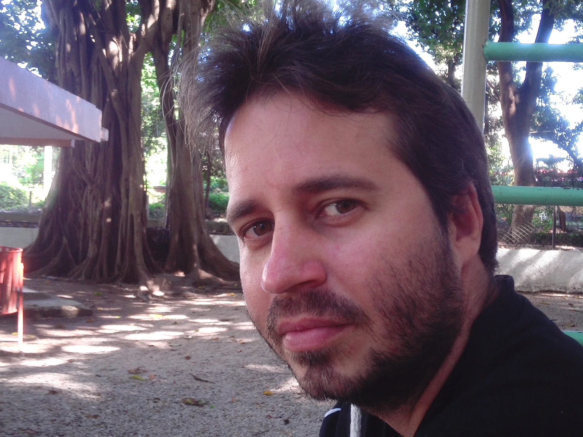 Cuba sospesa tra crisi e futuro: nel romanzo di Jorge Enrique Lage un’isola che rischia di sparire