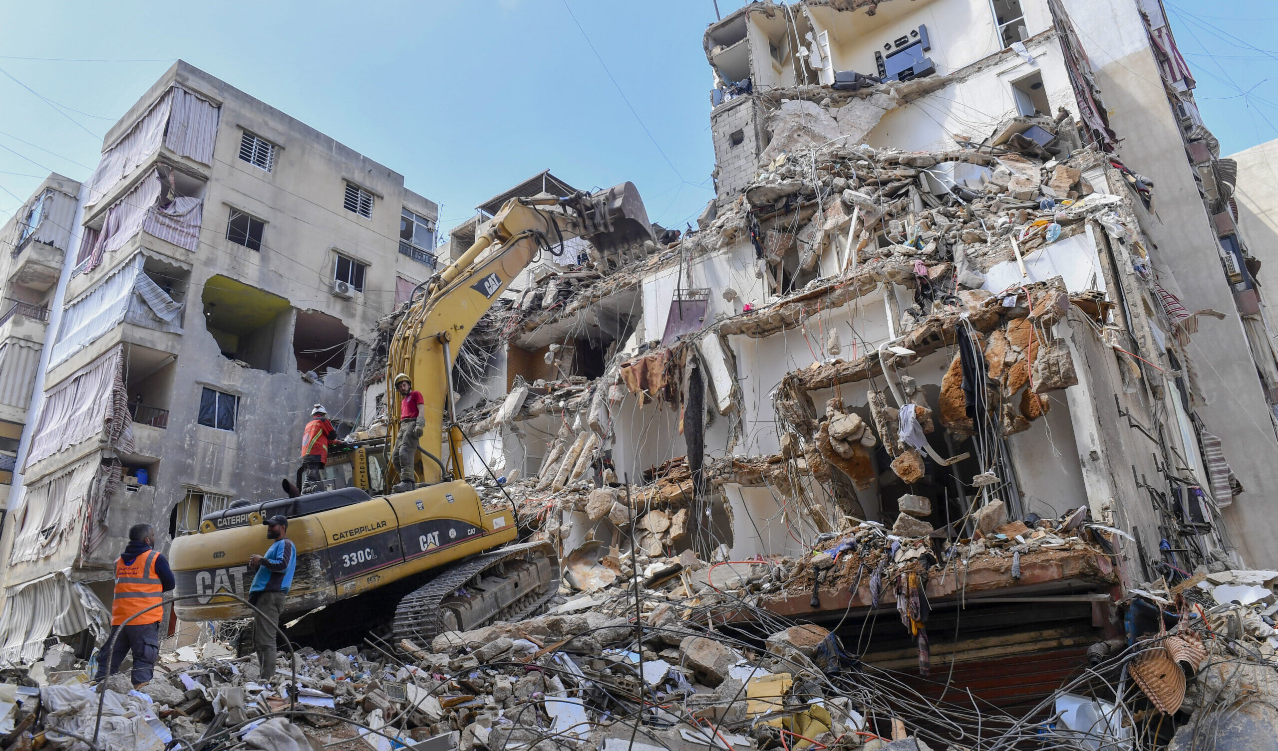 Israele rifiuta il cessate il fuoco con Hezbollah ma apre negoziati con il Libano mentre continuano gli attacchi