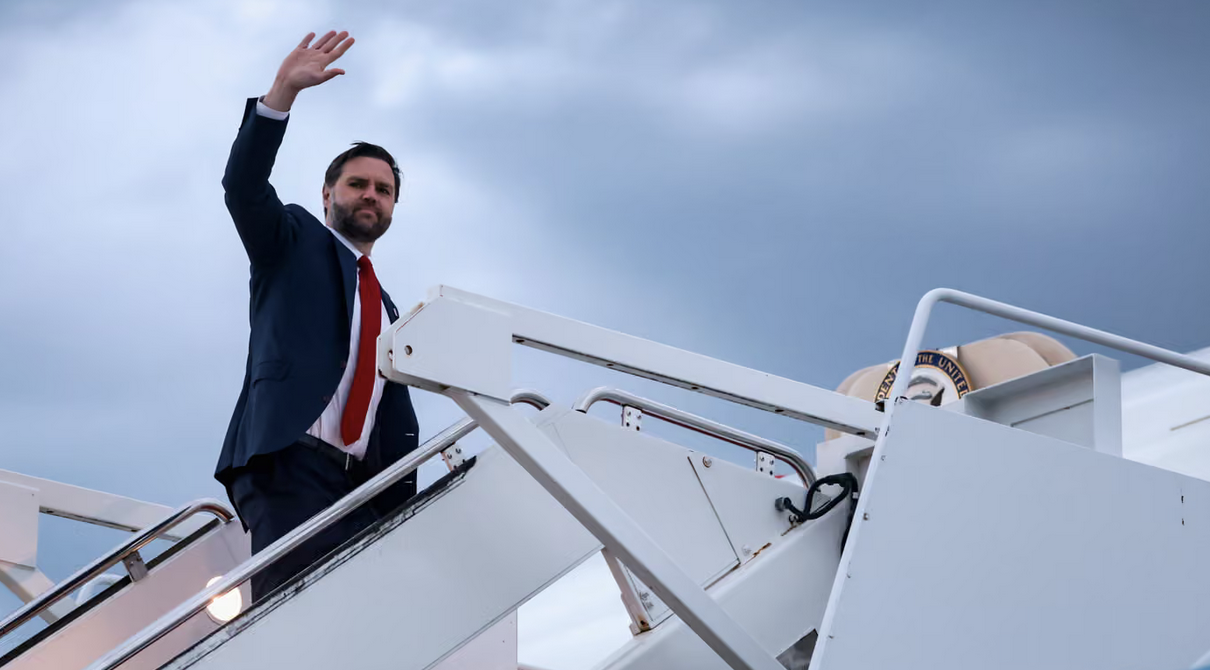 JD Vance vola a Budapest per portare il sostegno reazionario e anti-democratico di Trump a Orban