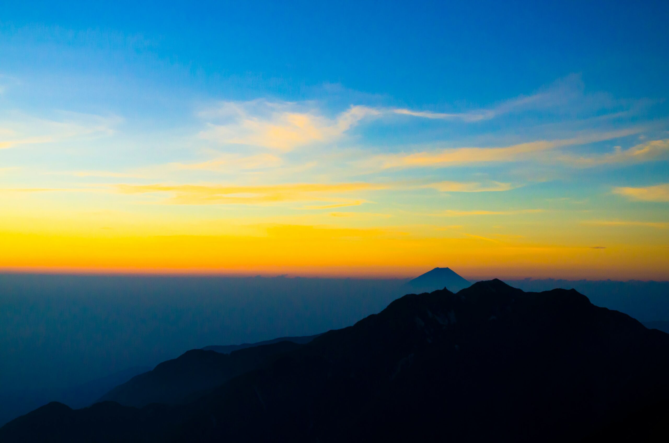 Lavoriamo in questo mondo per renderlo più umano e più giusto senza dimenticare che la meta è il Cielo