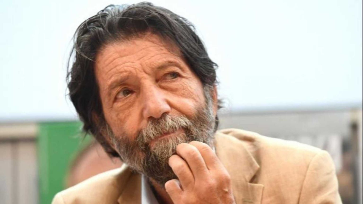 Kaos, guerre e tecnica: Cacciari, Di Cesare ed Esposito raccontano il disordine che governa ormai il presente