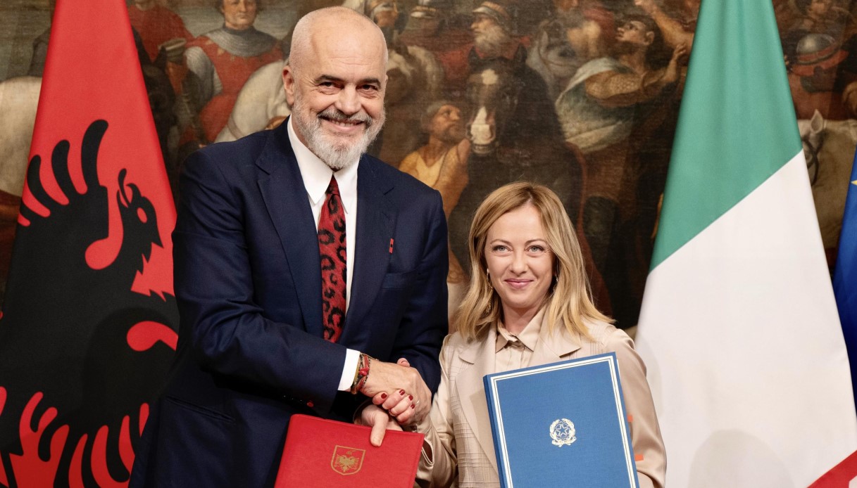 L’Albania scarica il modello Meloni: verso la fine dei centri per migranti oltre Adriatico