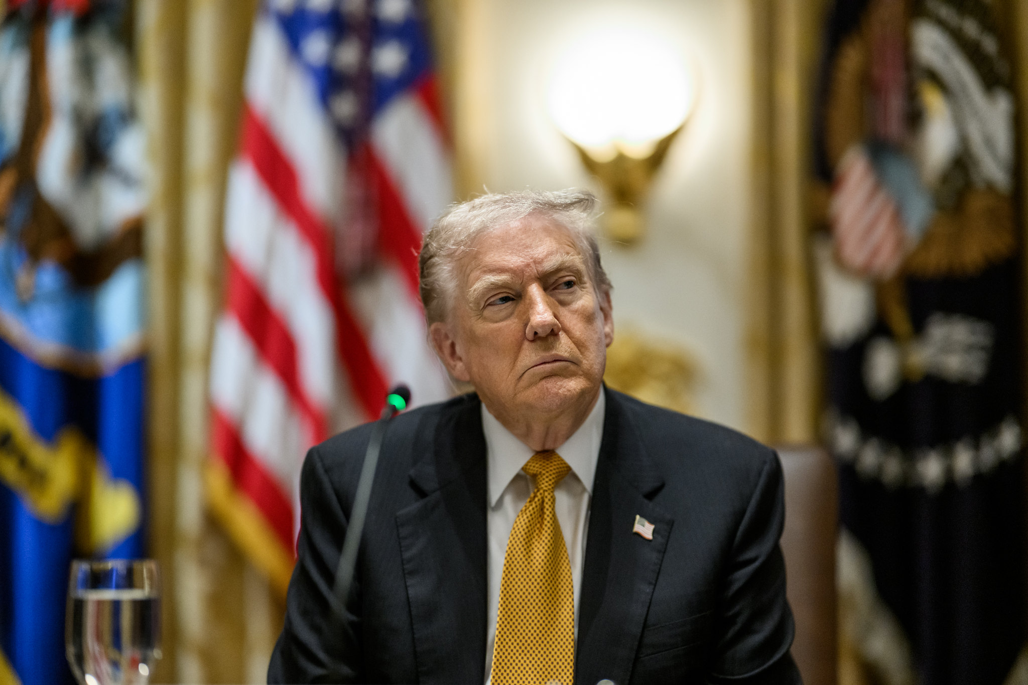 Tra Iran, Ucraina e Trump: pace coi mullah, bombe su Kiev e affari (del megalomane) sulle macerie del mondo