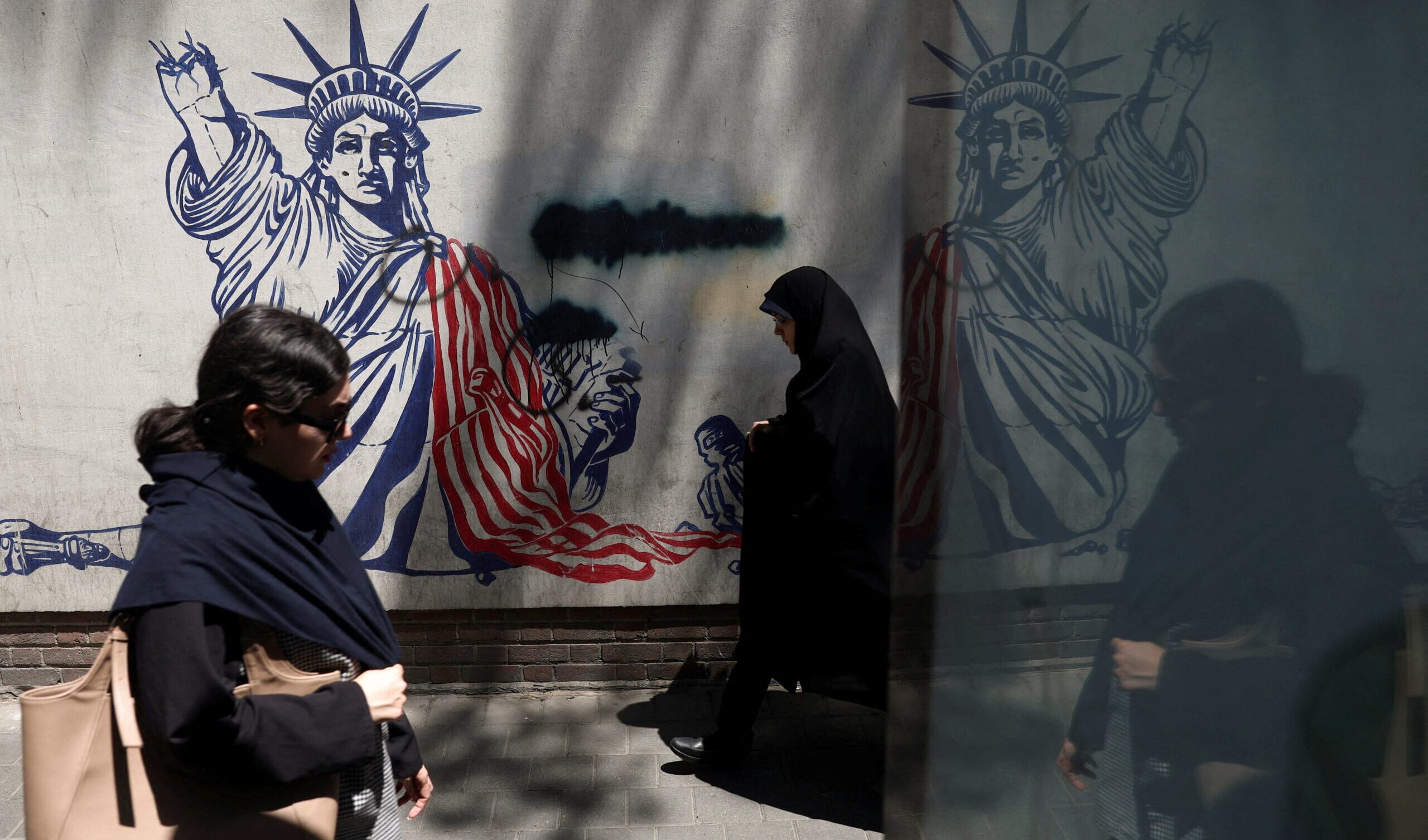 L'Iran negozierà ancora ma fa sapere che non si fida delle promesse degli Stati Uniti