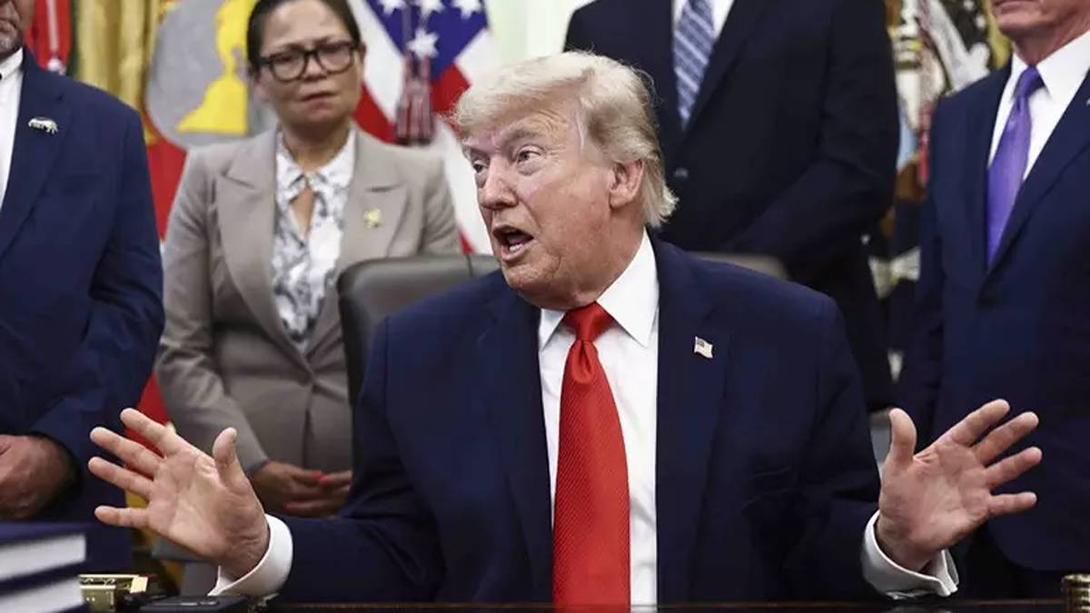 Usa e Iran, Trump si auto-celebra a vanvera e poi si scaglia contro l'Ue Fonte: ansa.it