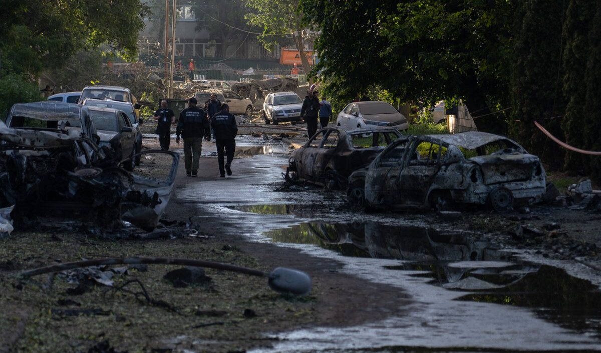 Zelensky chiede a Trump di fornire missili Patriot dopo un attacco russo che ha causato 18 morti Zelensky chiede a Trump di fornire missili Patriot dopo un attacco russo che ha causato 18 morti