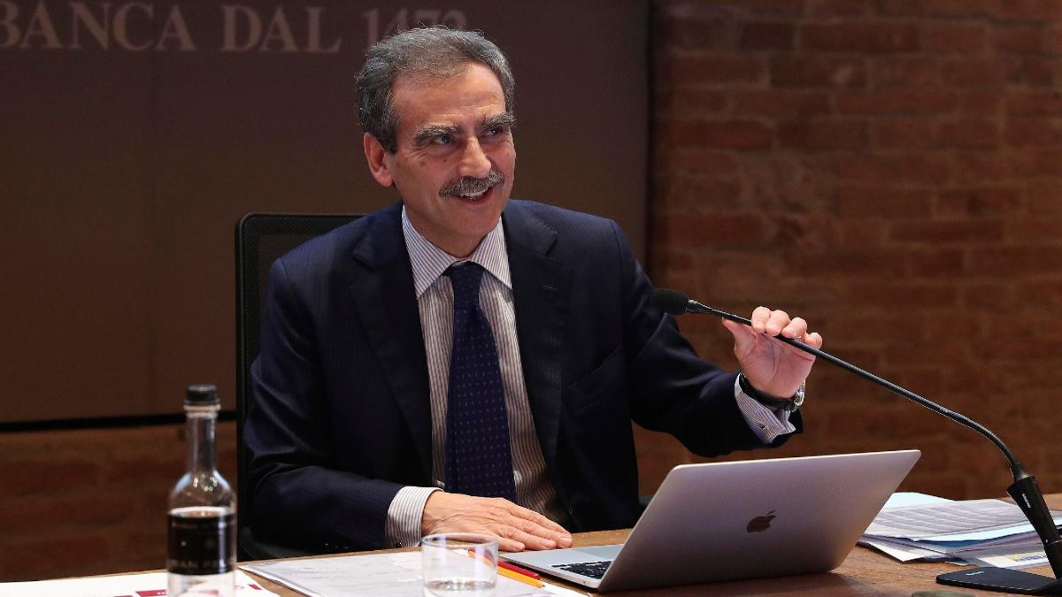 mps ok Mps: le dichiarazioni di Luigi Lovaglio spiazzano i difensori dell’accordo con Banca Intesa