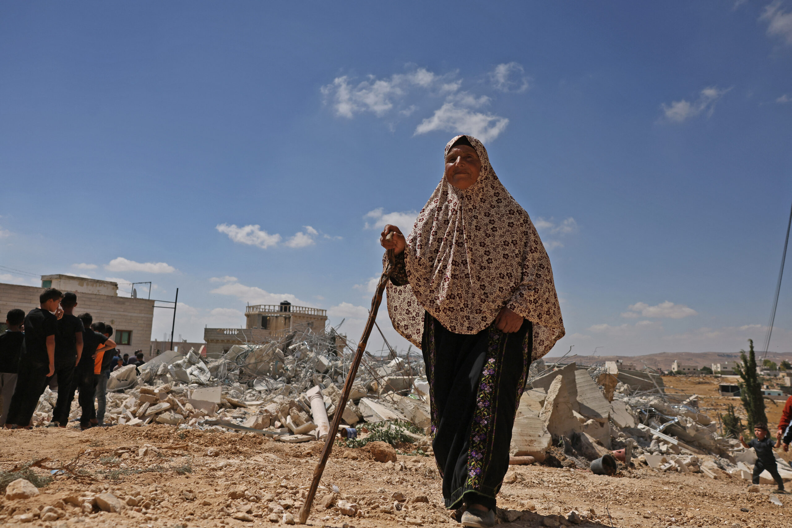 Cisgiordania occupata, raid israeliani e attacchi dei coloni: arresti e violenze contro i palestinesi Cisgiordania occupata, raid israeliani e attacchi dei coloni: arresti e violenze contro i palestinesi
