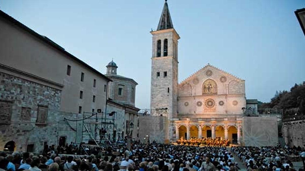 Festival_dei_Due_Mondi___Spoleto (1) Festival dei Due Mondi 2026: Spoleto celebra un'edizione record nel segno del cambiamento