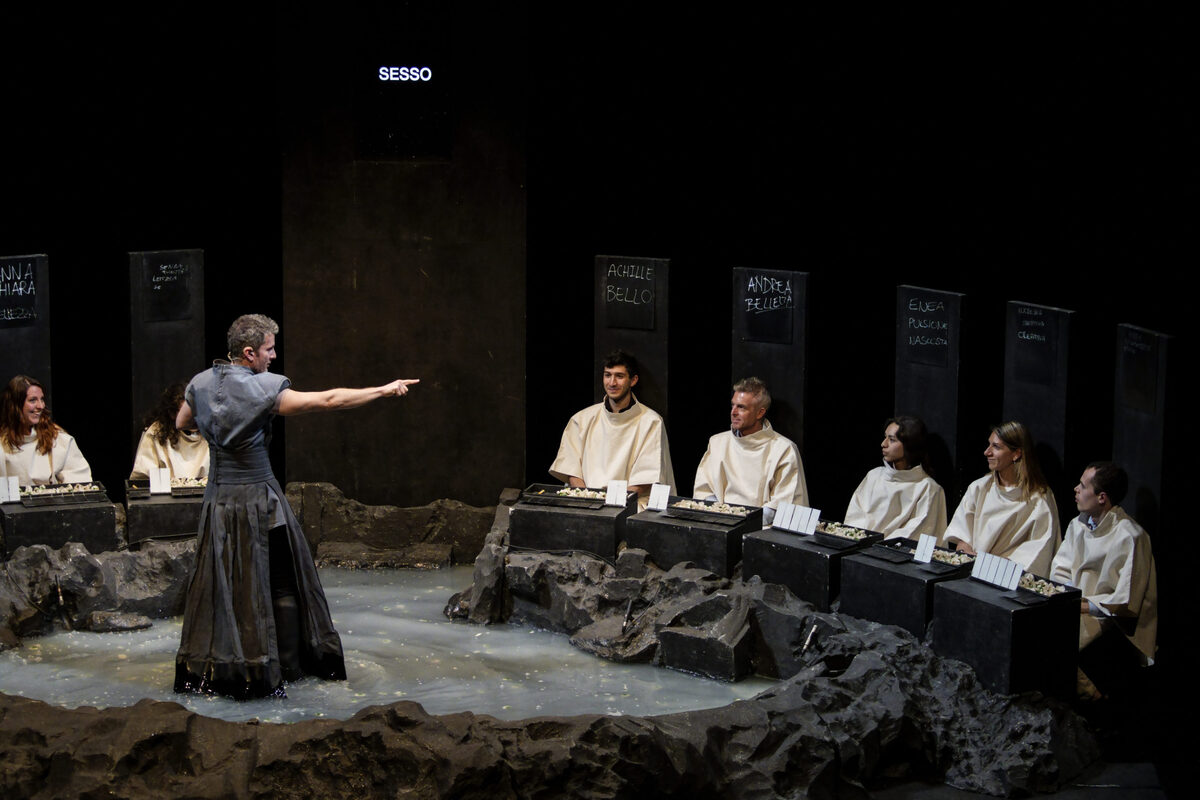 Dieci modi per morire felici – Narni Città Teatro – Narni – dal’11 al 13 settembre 2026 Dieci modi per morire felici - Narni Città Teatro - Narni - dal'11 al 13 settembre 2026