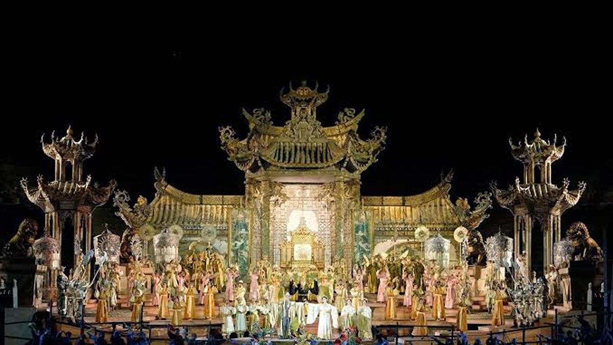turandot Cent'anni di Turandot: torna a Verona lo spettacolo di Zeffirelli