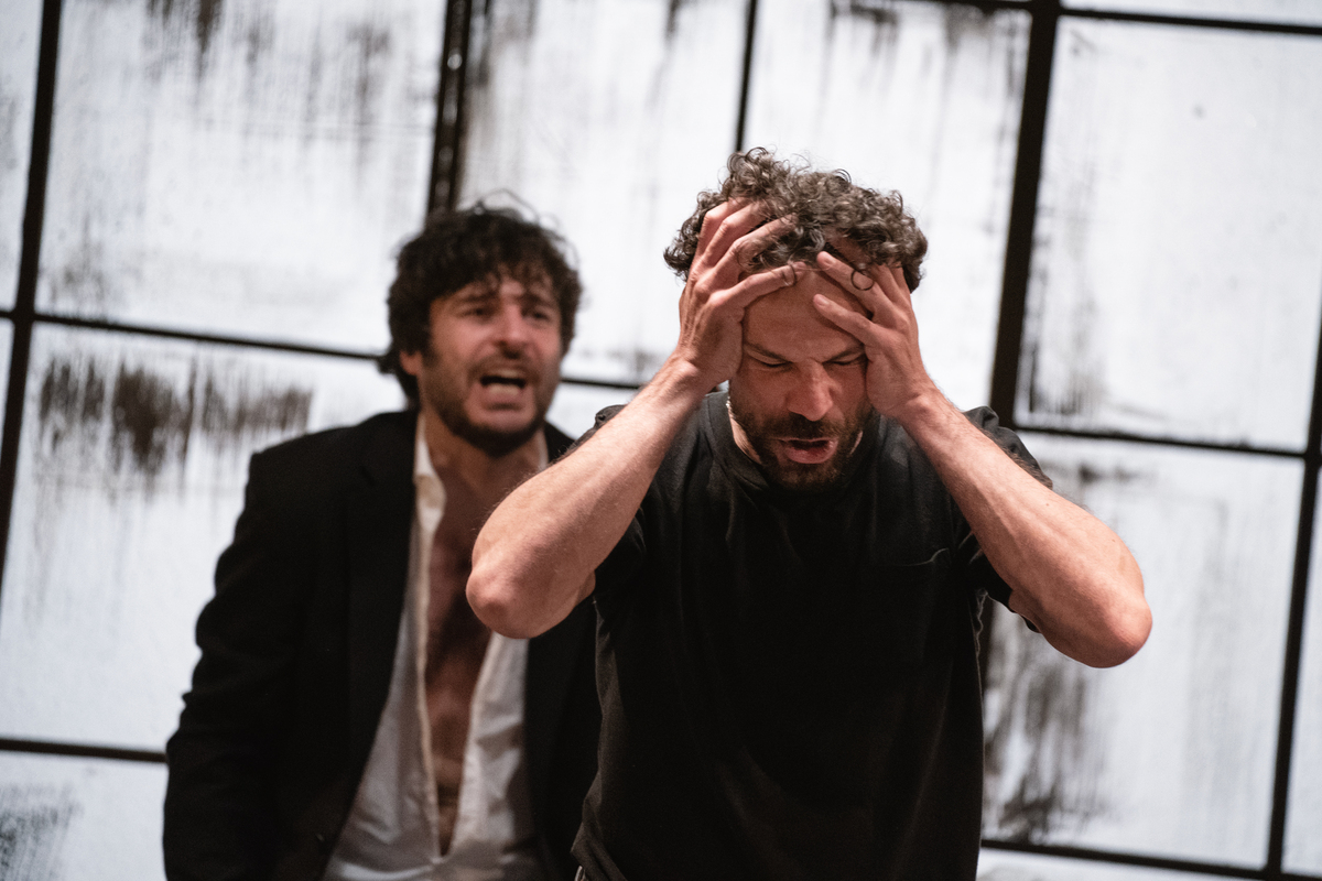 Lino Guanciale – Francesco Montanari – L’uomo più crudele del mondo – ph Flavia Tartaglia Lino Guanciale - Francesco Montanari - L'uomo più crudele del mondo - ph Flavia Tartaglia