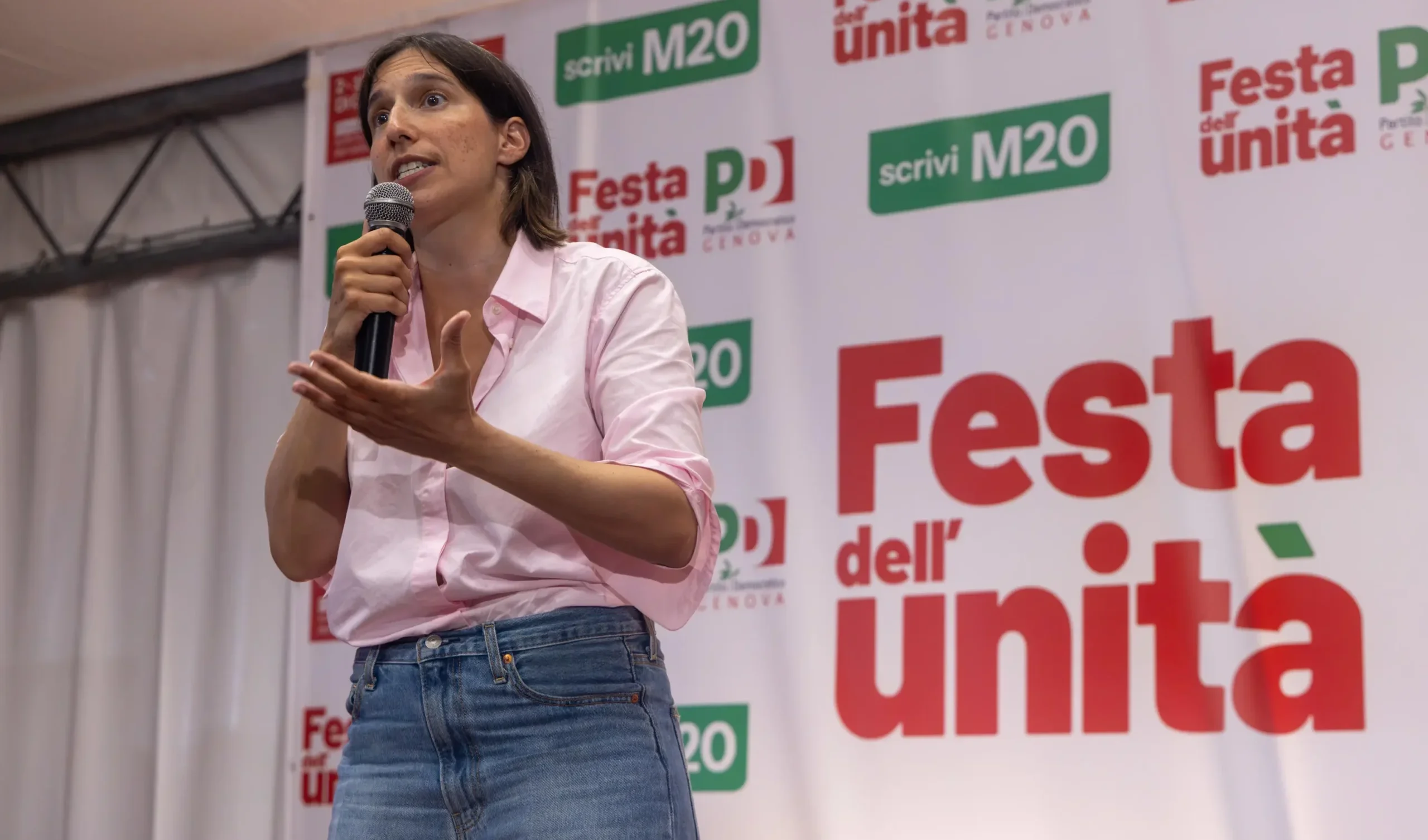 Schlein a Vannacci: "Vada a Dongo per ricordarsi come è finito il fascismo" Schlein a Vannacci: "Vada a Dongo per ricordarsi come è finito il fascismo"