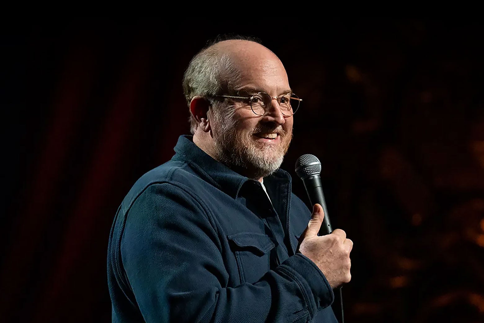 Louis C.K. esordisce nel romanzo con Ingram, una storia nera e spietata sull’abbandono e la solitudine Louis C.K. esordisce nel romanzo con Ingram, una storia nera e spietata sull’abbandono e la solitudine